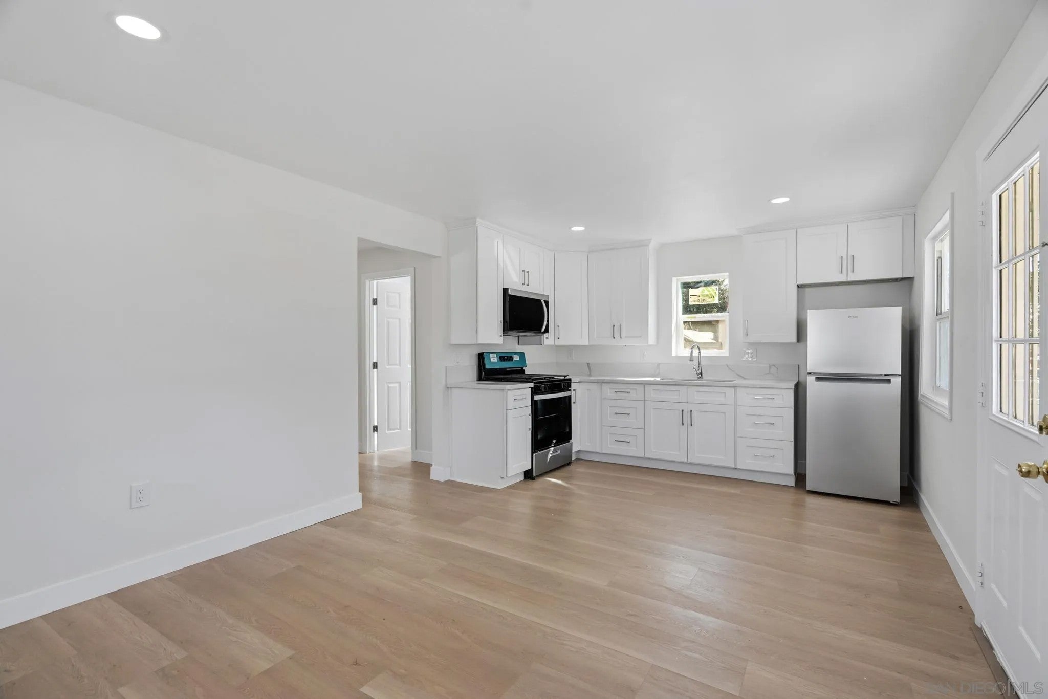 327-29 28Th St.