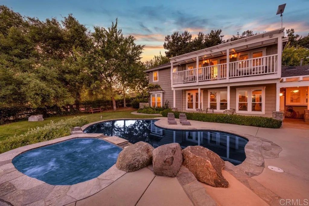 Photo of 3192 Los Alisos Drive, Fallbrook, CA 92028 (MLS # NDP2601804)