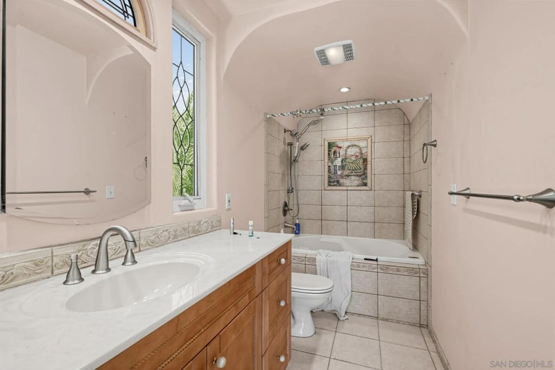 4616 Bay Summit Pl