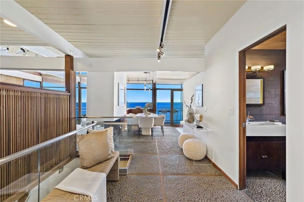 Photo of 2581 Iris Way, Laguna Beach, CA 92651 (MLS # LG26056710)