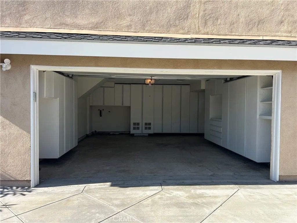 Photo of 16091 Gold Cir, Huntington Beach, CA 92647 (MLS # OC25272835)