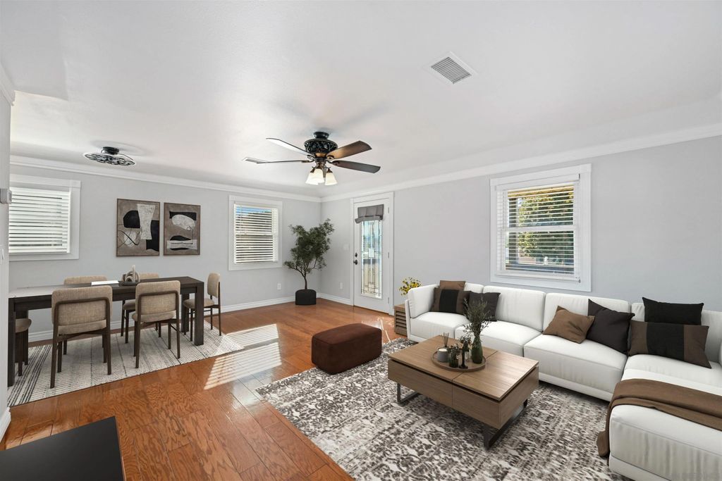 Photo of 1915 Englewood Dr, Lemon Grove, CA 91945 (MLS # 250045212)