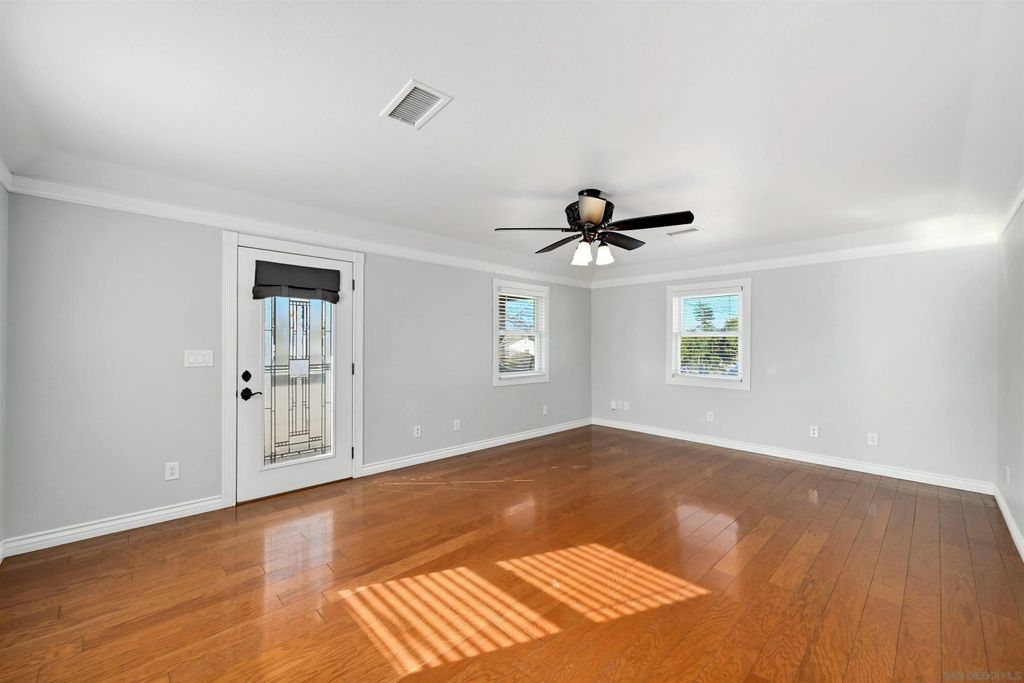 Photo of 1915 Englewood Dr, Lemon Grove, CA 91945 (MLS # 250045212)