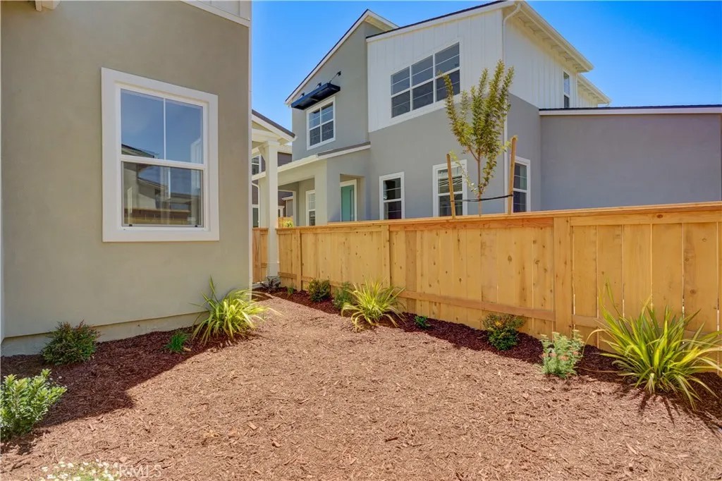 215 Kitty Hawk Court