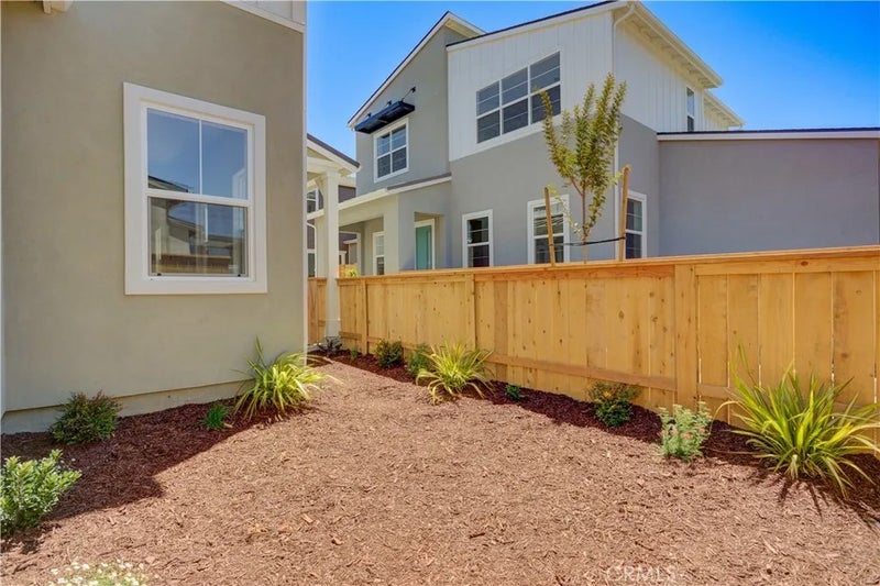 215 Kitty Hawk Court