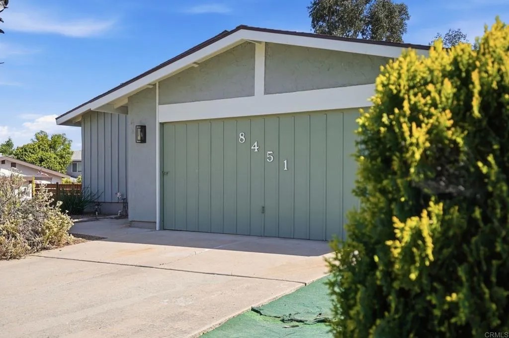 8451 Lomker Way