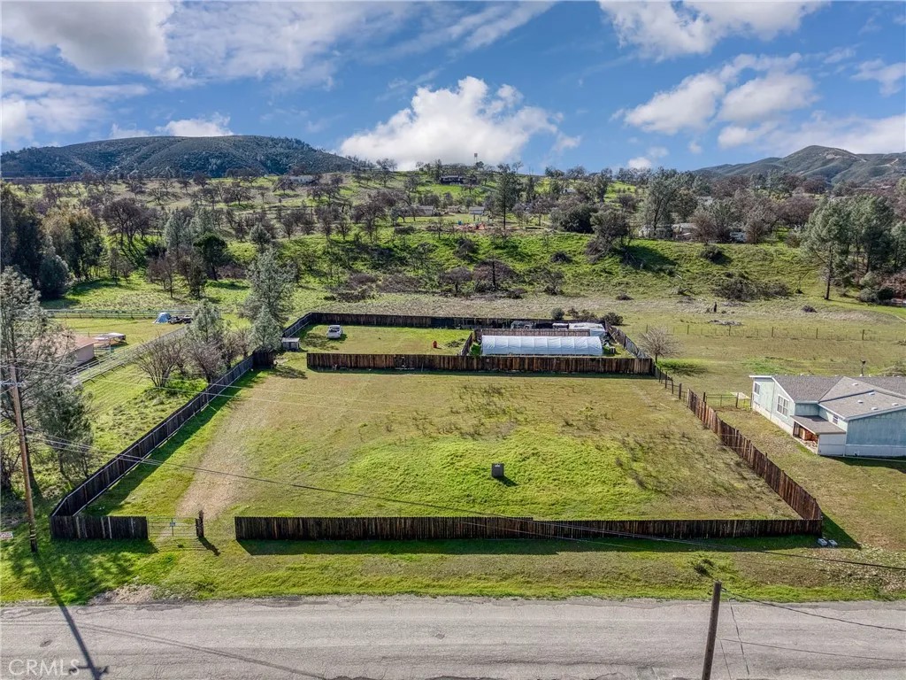 2605 Spring Valley