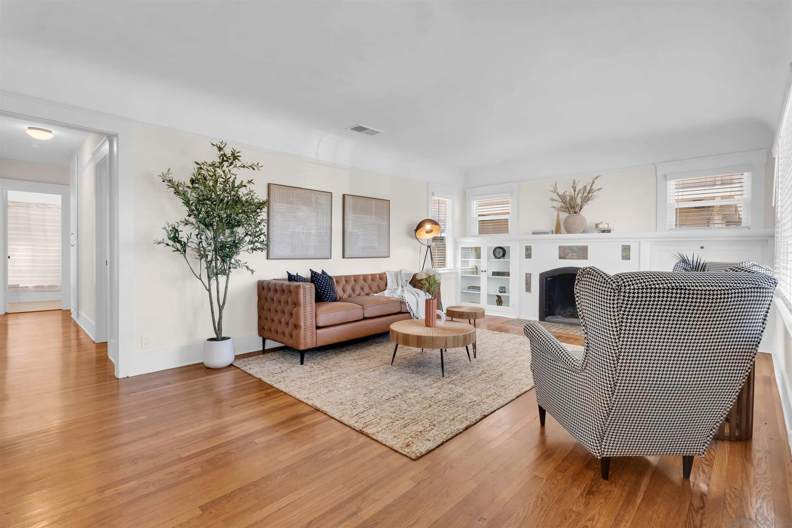 3693 Arnold Ave
