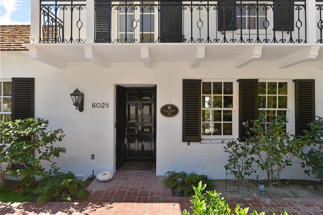 6028 Folsom