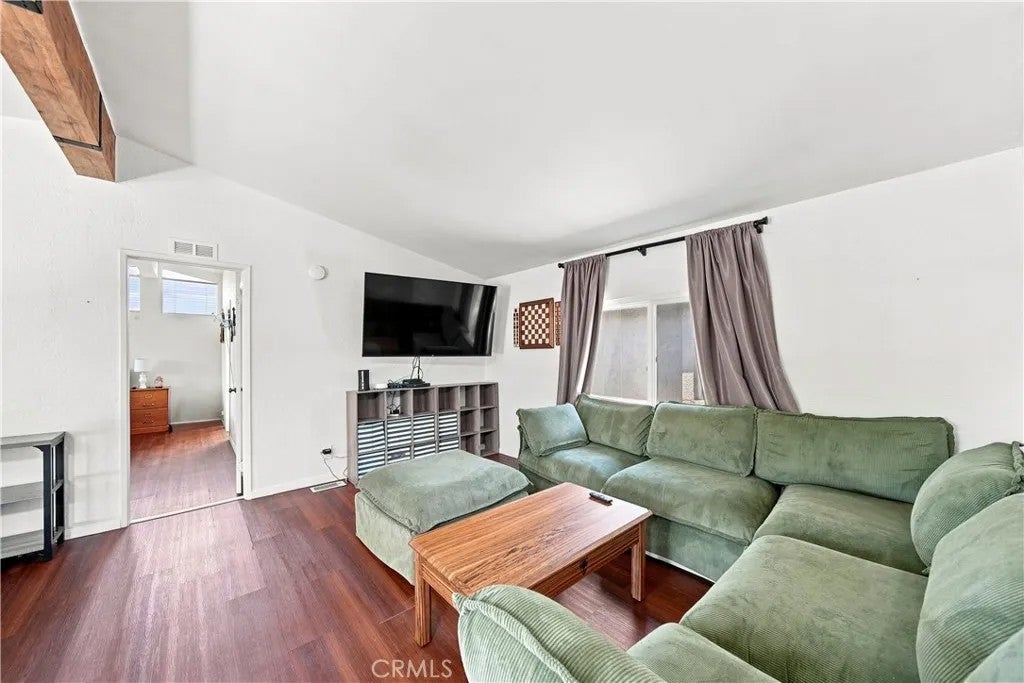 31977 Quartz Lane
