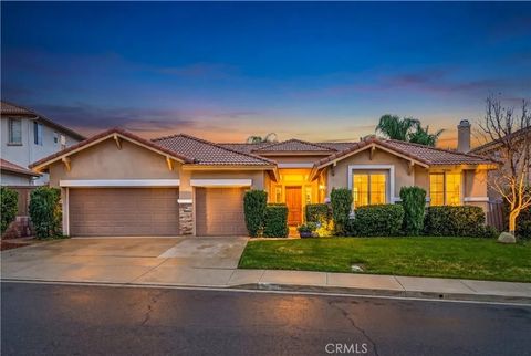 Photo of 43922 Carentan Dr, Temecula, CA 92592 (MLS # IG26031063)