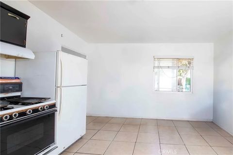 Tiny photo for 8130 Lullaby, Panorama City, CA 91402 (MLS # SR25274109)