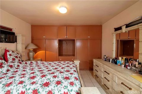 Tiny photo for 8130 Lullaby, Panorama City, CA 91402 (MLS # SR25274109)