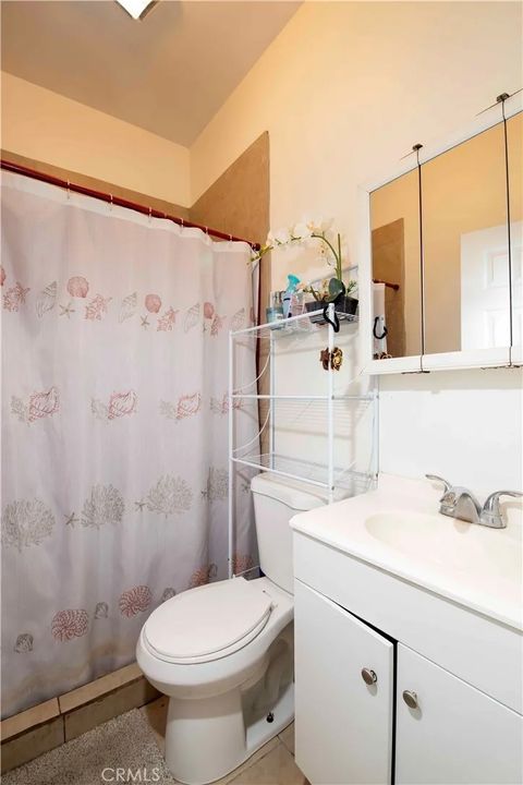 Tiny photo for 8130 Lullaby, Panorama City, CA 91402 (MLS # SR25274109)