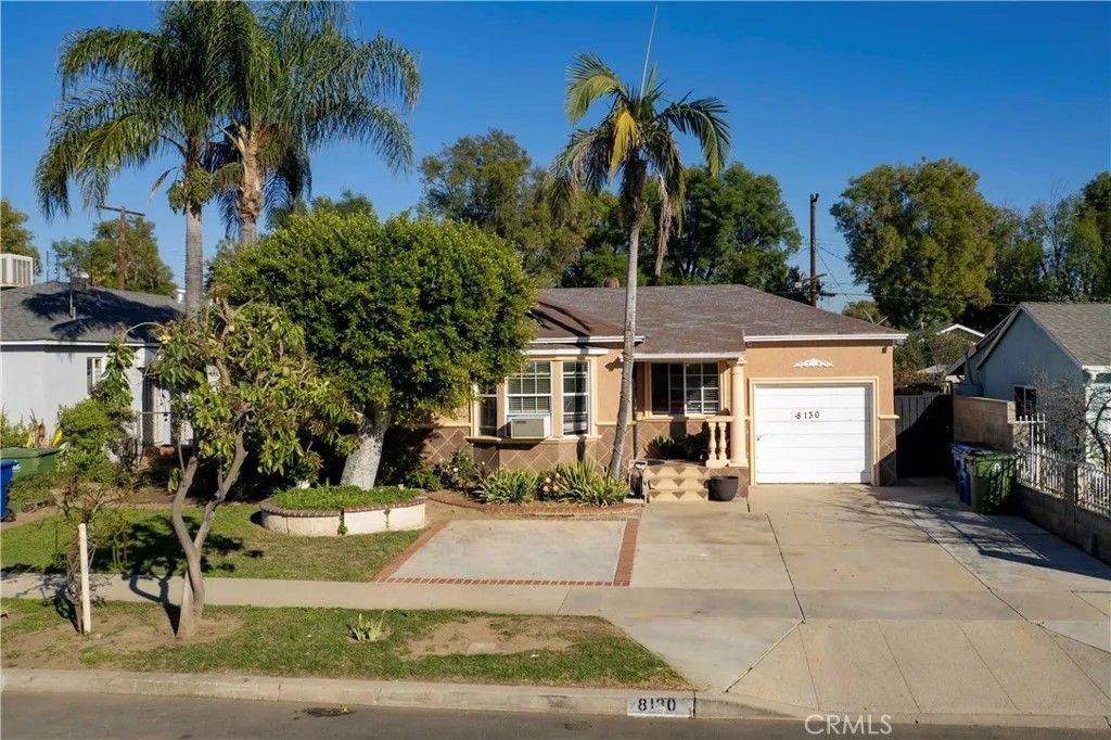 Photo of 8130 Lullaby, Panorama City, CA 91402 (MLS # SR25274109)