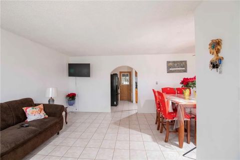 Tiny photo for 8130 Lullaby, Panorama City, CA 91402 (MLS # SR25274109)
