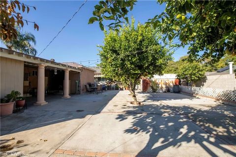 Tiny photo for 8130 Lullaby, Panorama City, CA 91402 (MLS # SR25274109)