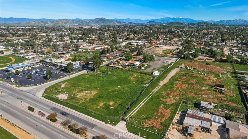5930 Etiwanda