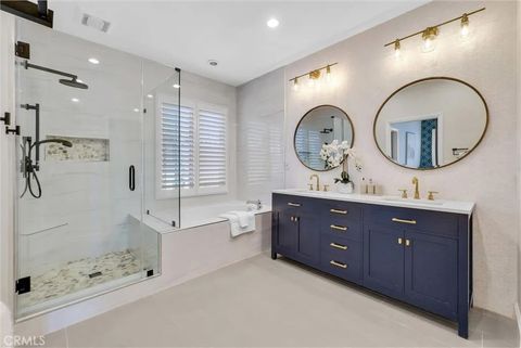 Tiny photo for 61 Acorn Glen, Irvine, CA 92620 (MLS # OC25273787)