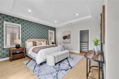 Tiny photo for 61 Acorn Glen, Irvine, CA 92620 (MLS # OC25273787)