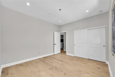 Tiny photo for 61 Acorn Glen, Irvine, CA 92620 (MLS # OC25273787)