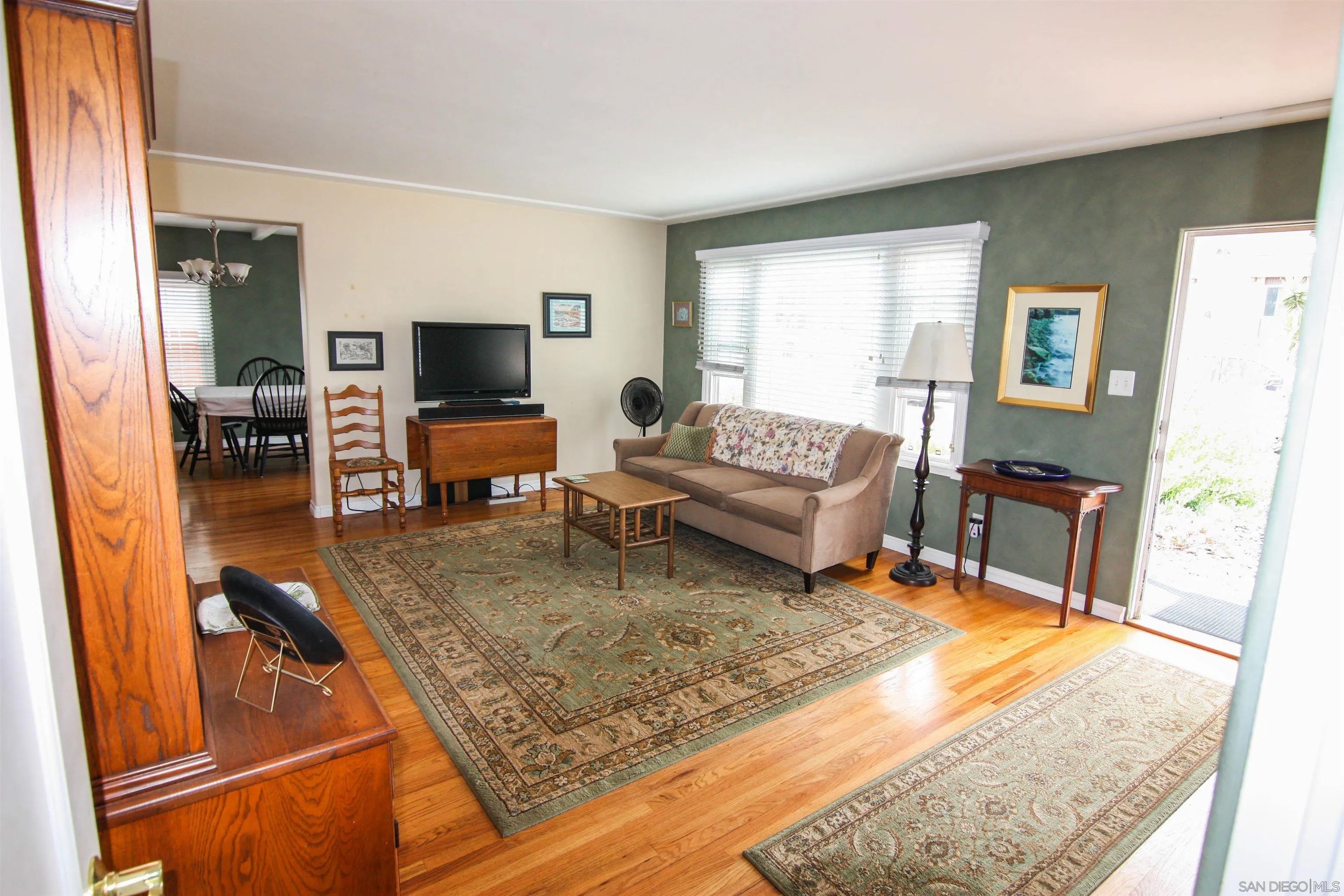 4844 Del Mar Ave.