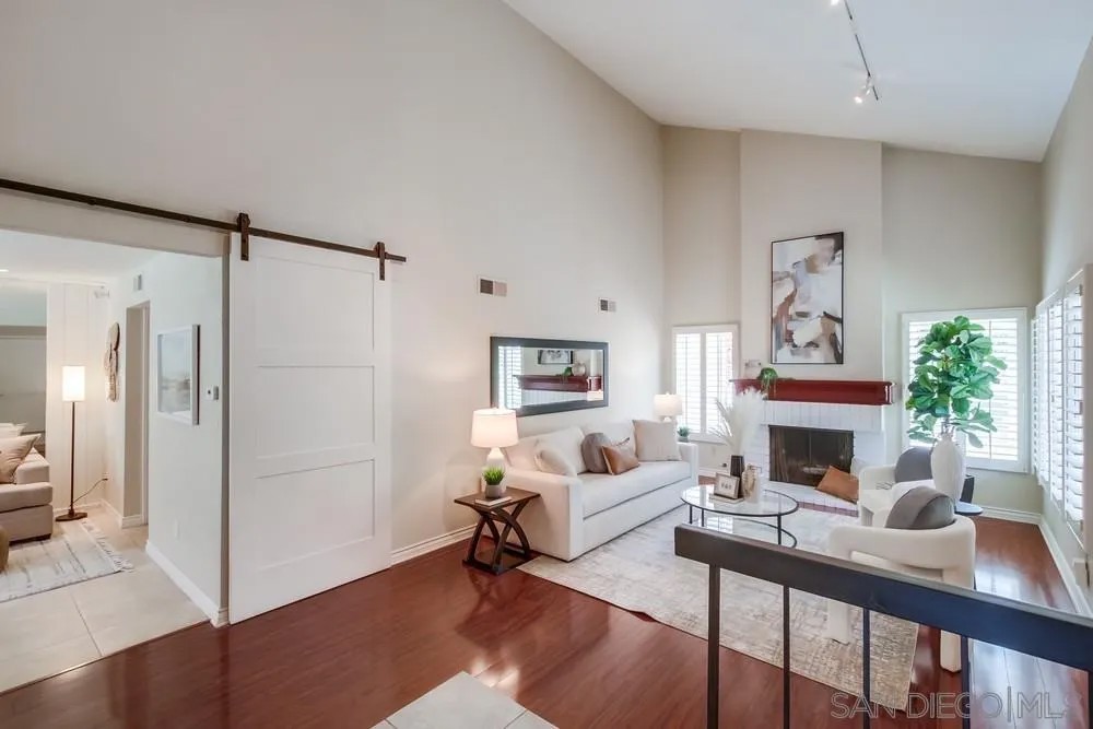 5586 Bravo Ct