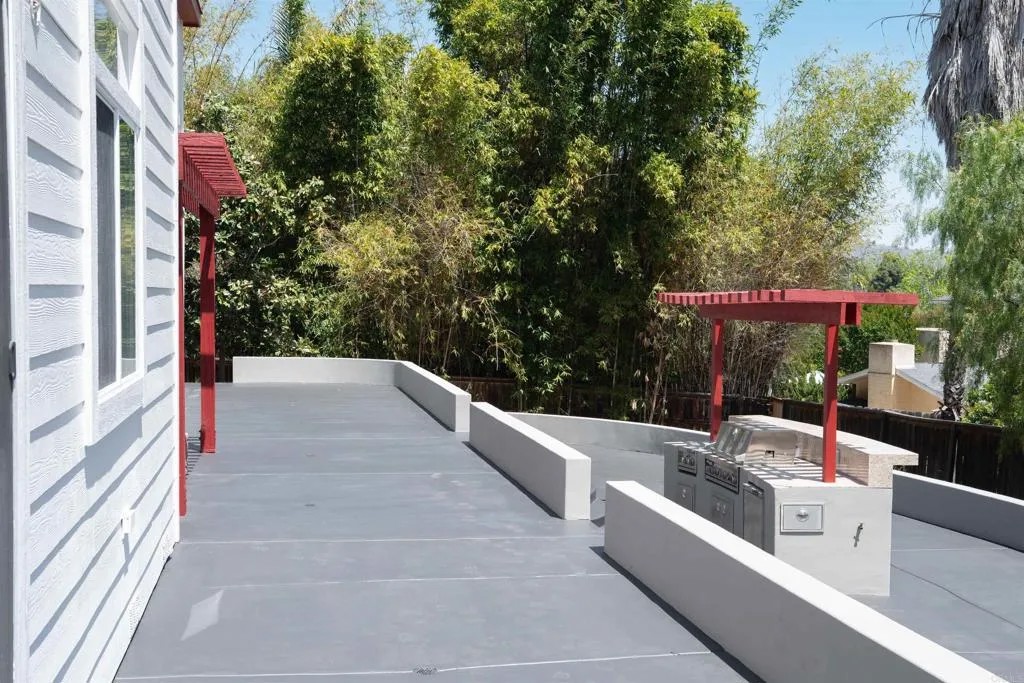 441 Rancho Santa Fe Rd