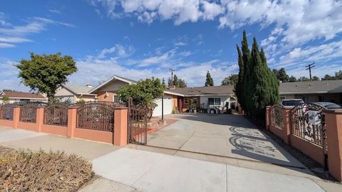 Tiny photo for 522 S 5th St, Montebello, CA 90640 (MLS # MB25238140)