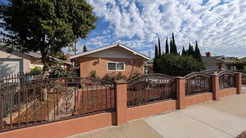 Tiny photo for 522 S 5th St, Montebello, CA 90640 (MLS # MB25238140)