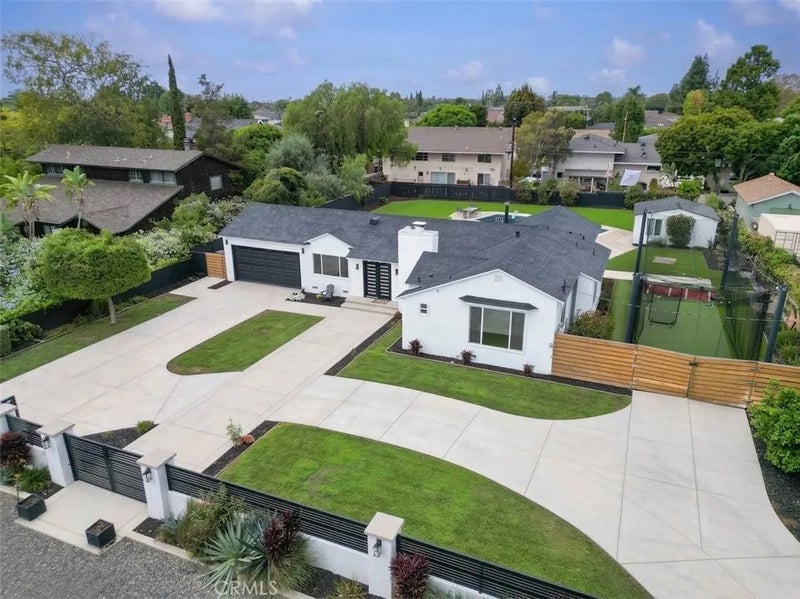 13081 Prospect Avenue