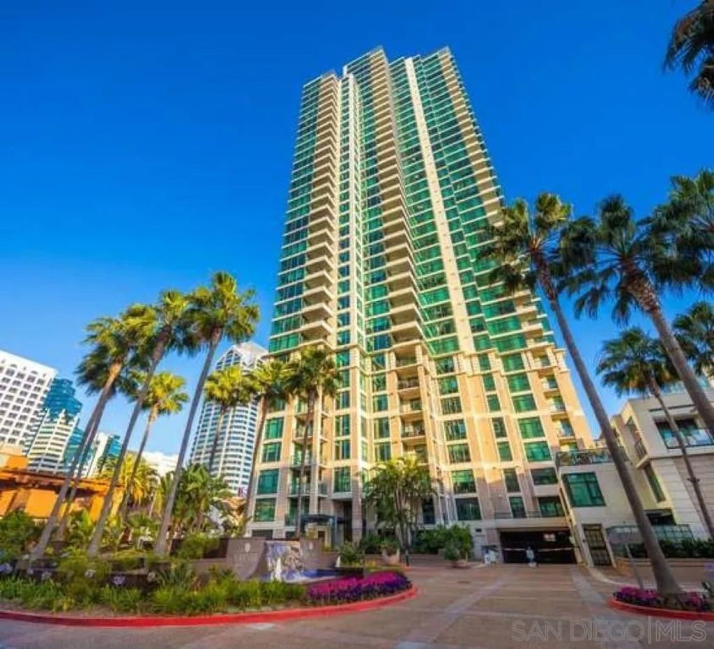 Photo of 1199 Pacific Hwy #1204, San Diego, CA 92101 (MLS # 250046188)