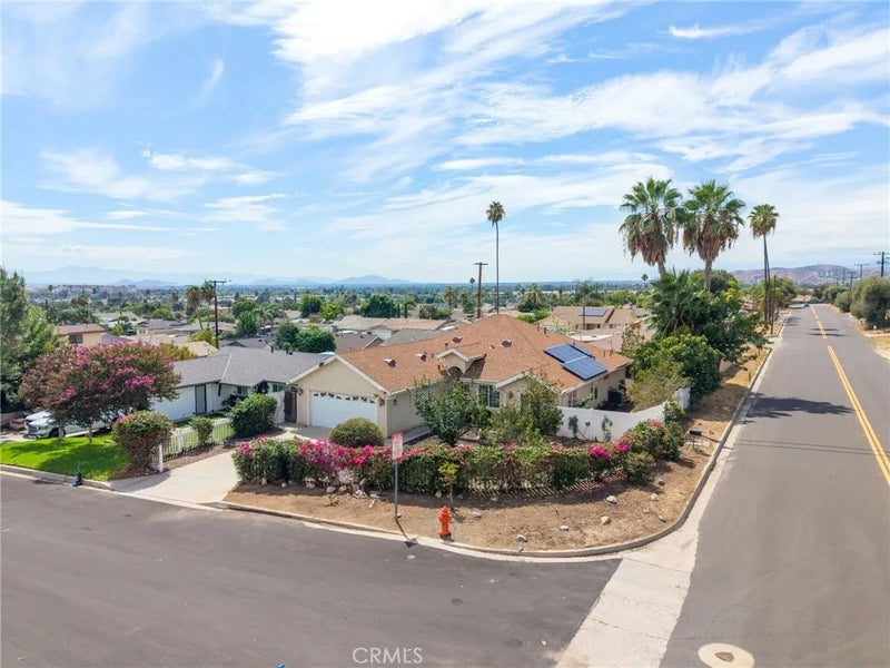 25481 Foothill Drive
