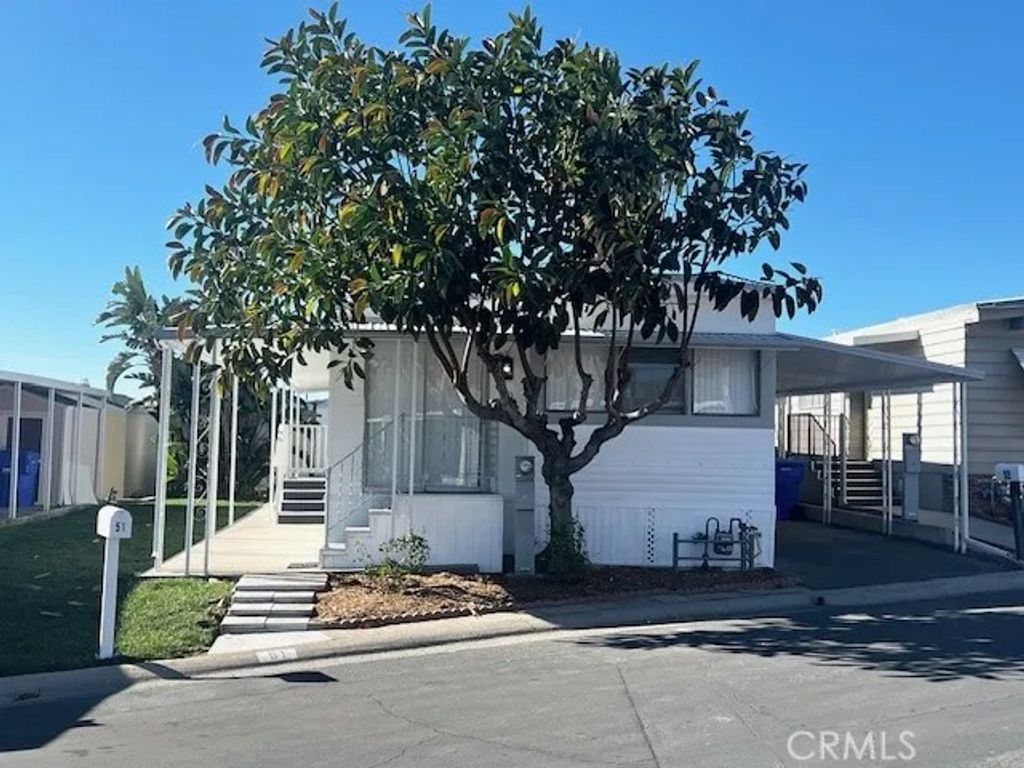Photo of 2692 Highland Ave #51, Highlands, CA 92346 (MLS # IG26012967)