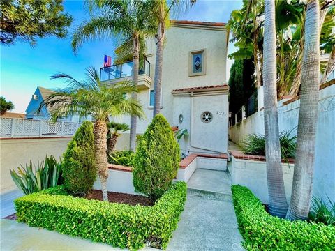 Photo of 721 W 27th St #1, San Pedro, CA 90731 (MLS # SB26058504)