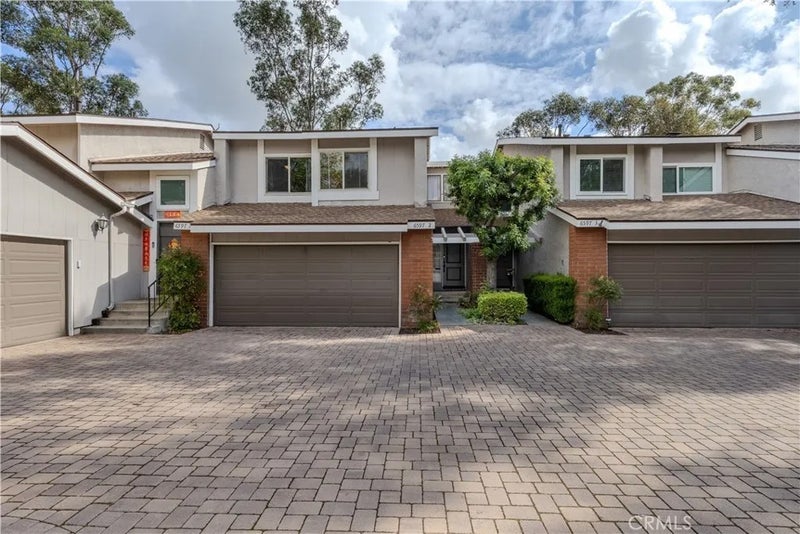 6597 E Camino Vista 2