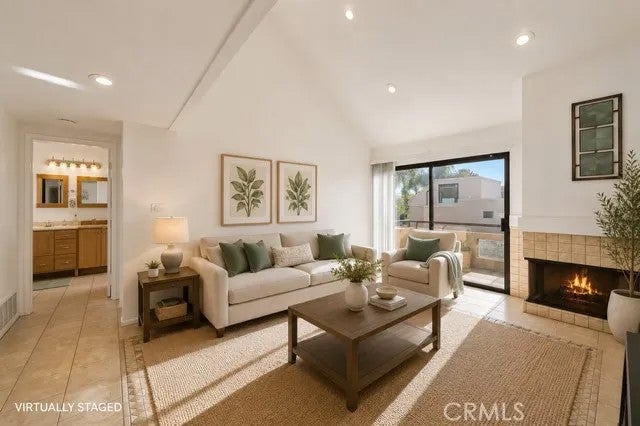 25761 Le Parc 82