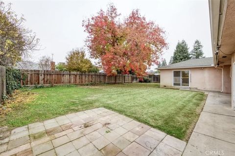 Tiny photo for 7353 N Bond, Fresno, CA 93720 (MLS # FR25275532)