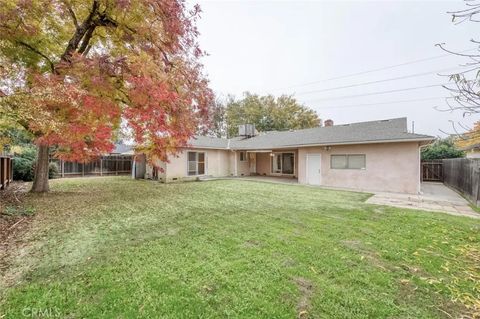 Tiny photo for 7353 N Bond, Fresno, CA 93720 (MLS # FR25275532)