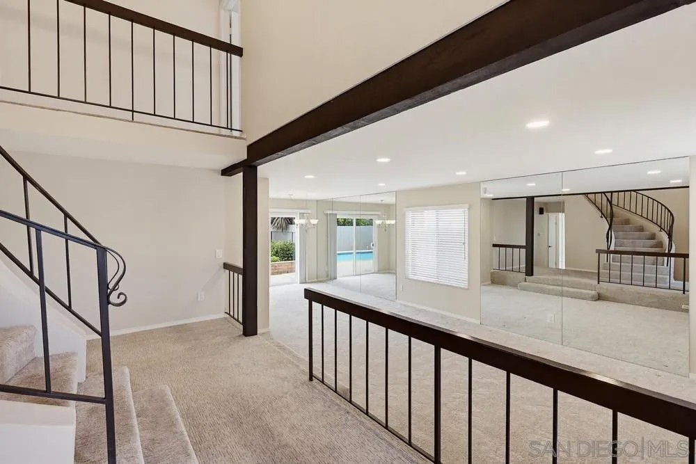 6245 Hannon Ct