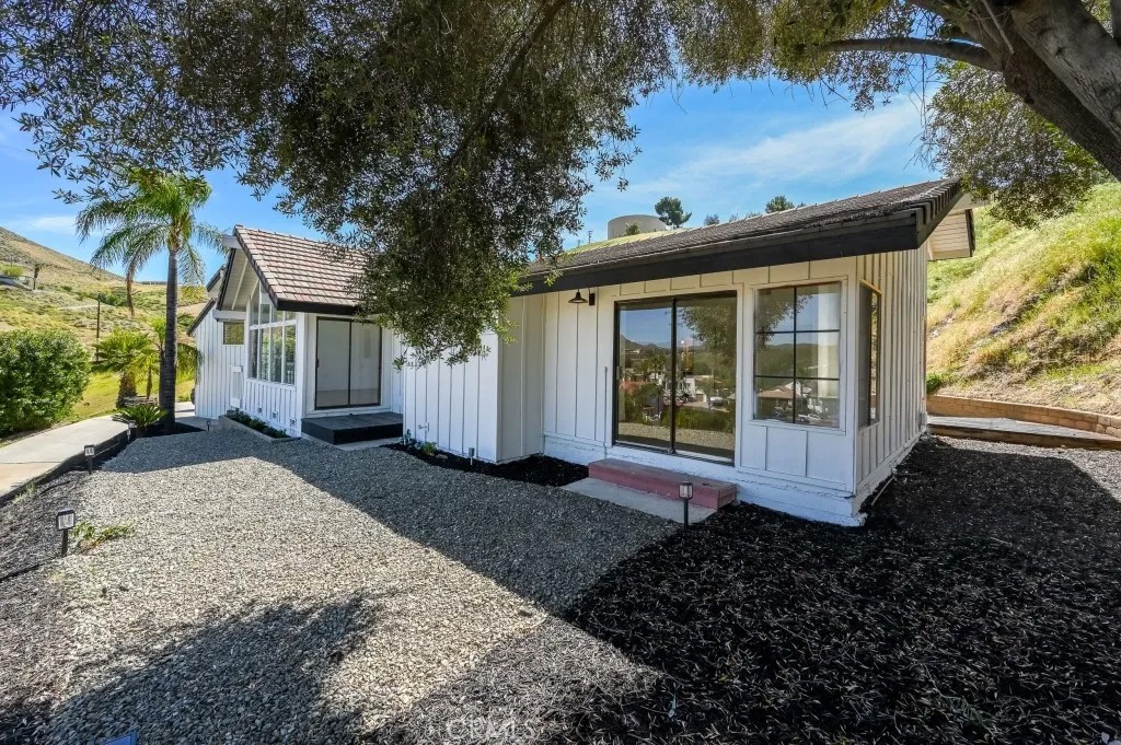 22951 Lassen Drive