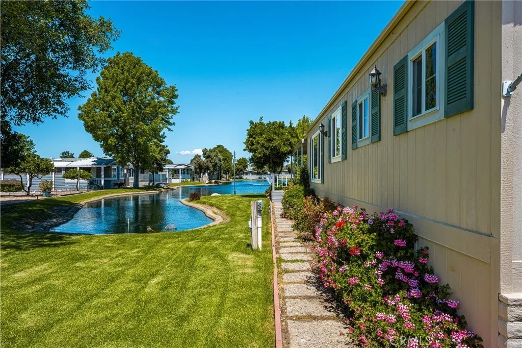 276 N El Camino Real 167