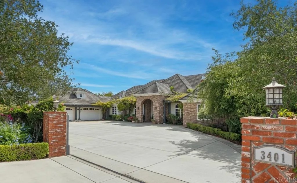 3401 Adams Run