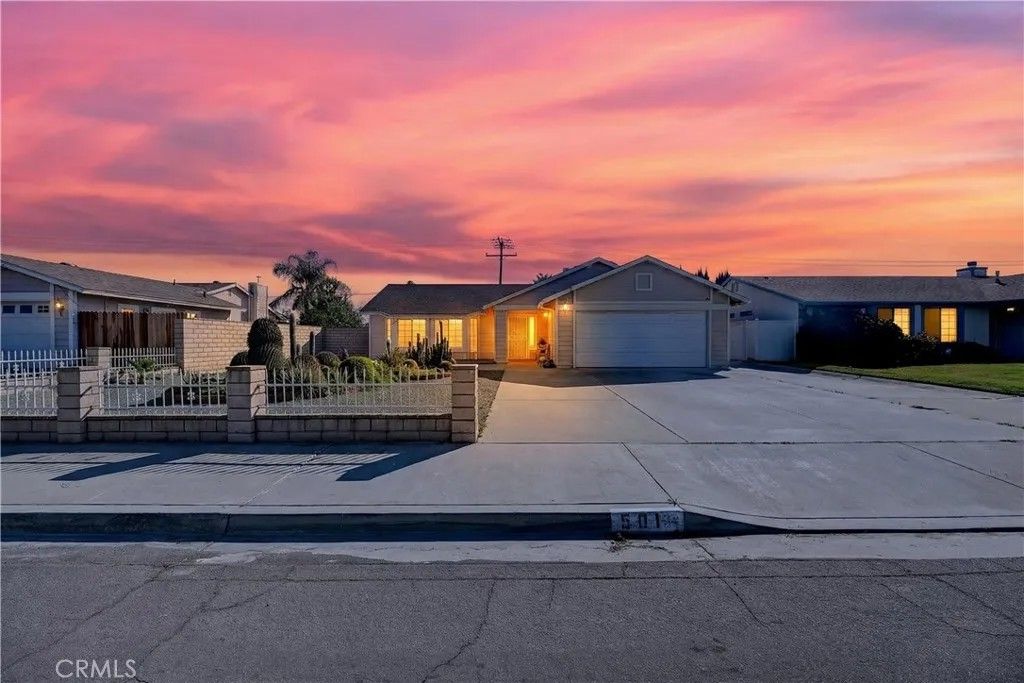 Photo of 501 Presidents Avenue, Hemet, CA 92543 (MLS # SW26026810)