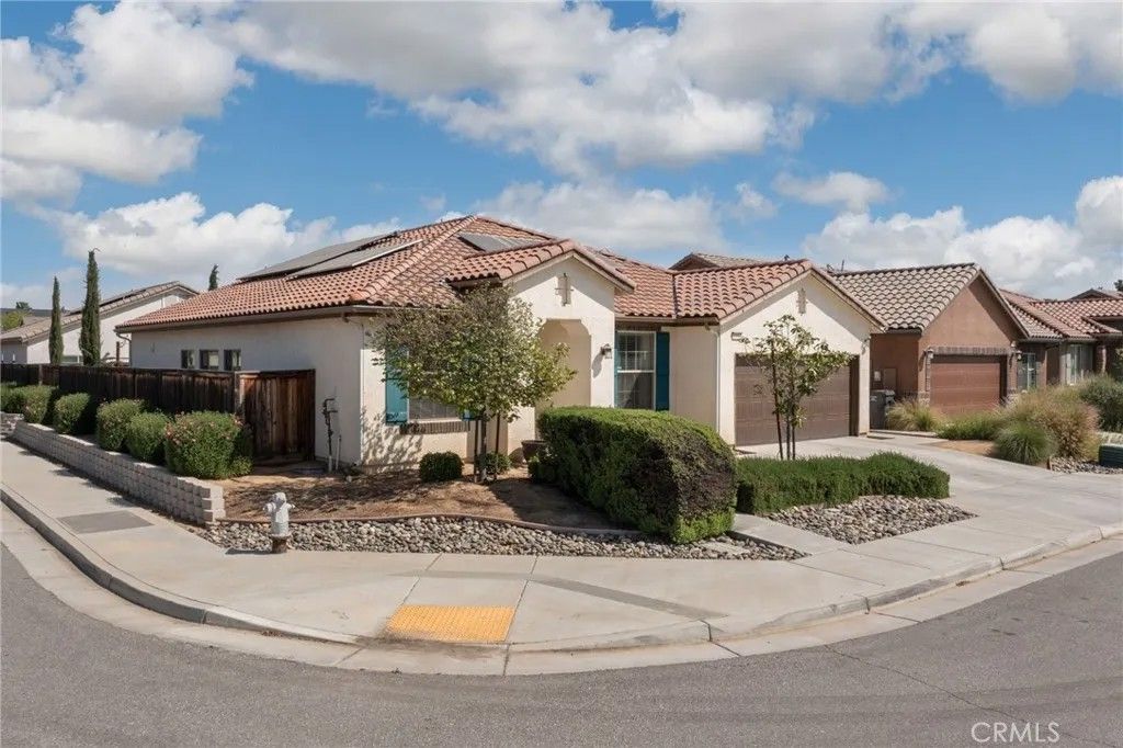 Photo of 9500 Laurelwood Court, Shafter, CA 93263 (MLS # PI26071870)