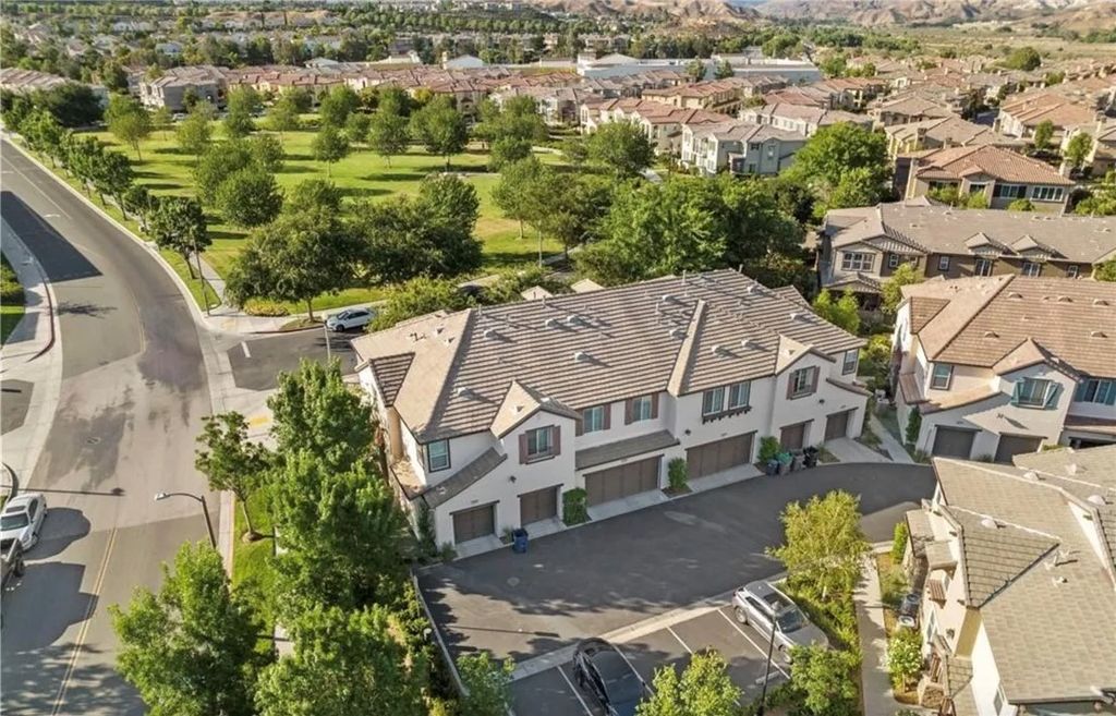 Photo of 28669 Pietro Drive, Valencia, CA 91354 (MLS # SR26024128)