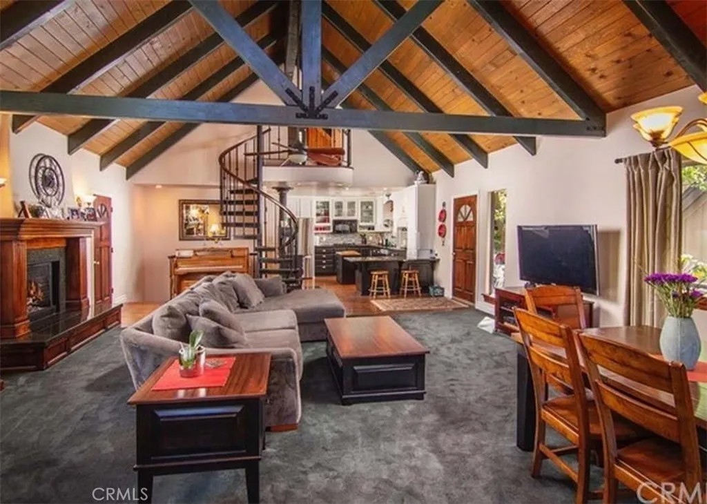 1055 Meadowbrook Drive