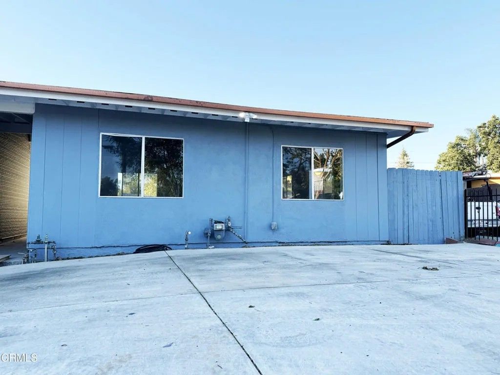 Photo of 18540 Arminta Street, Reseda, CA 91335 (MLS # P1-26006)