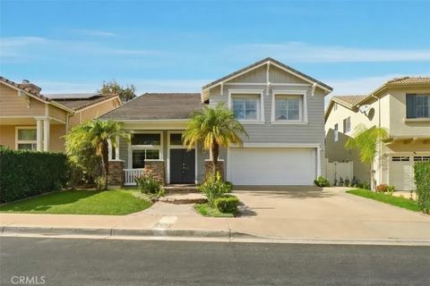 Photo of 35 Sunny Slope, Rancho Santa Margarita, CA 92688 (MLS # OC26001666)