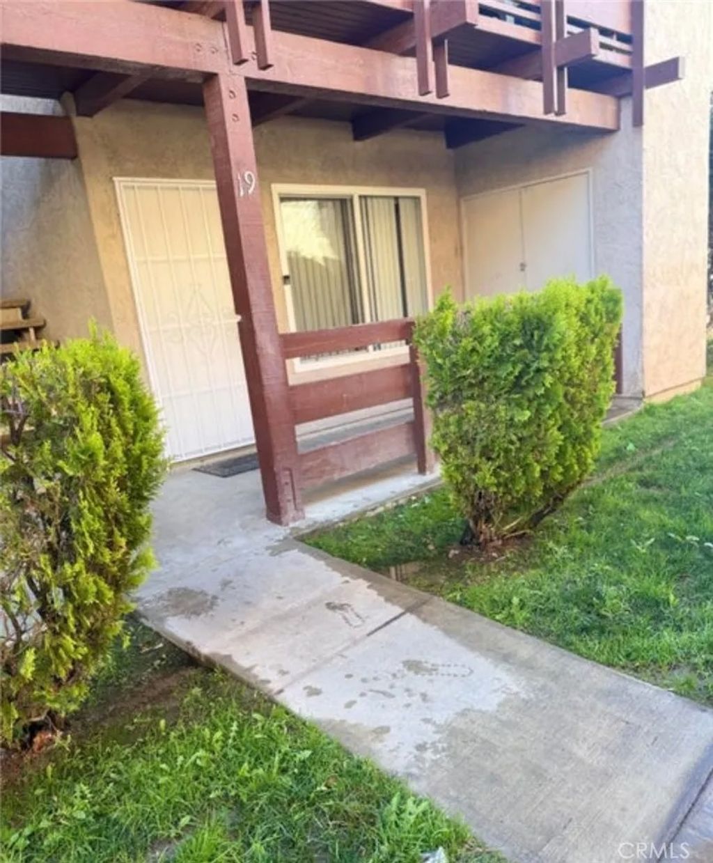 Photo of 2040 W Avenue J13, Lancaster, CA 93536 (MLS # SR26020006)